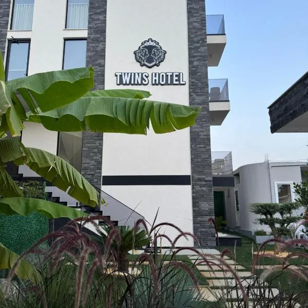 Twins Hotel Vlore, hotel u Vlorëu