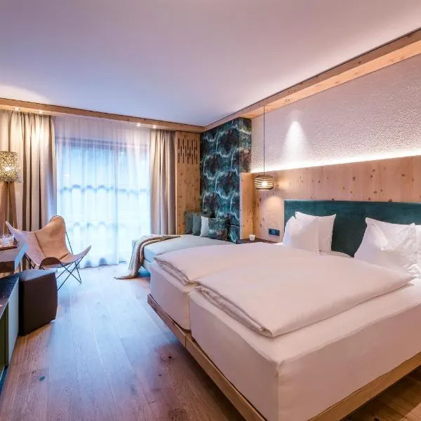 "Quality Hosts Arlberg" Hotel zur Pfeffermühle, hotel v destinácii Sankt Anton am Arlberg