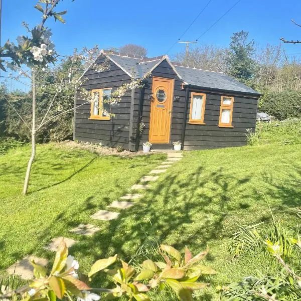 The Orchard Cabin, готель у місті Cardington
