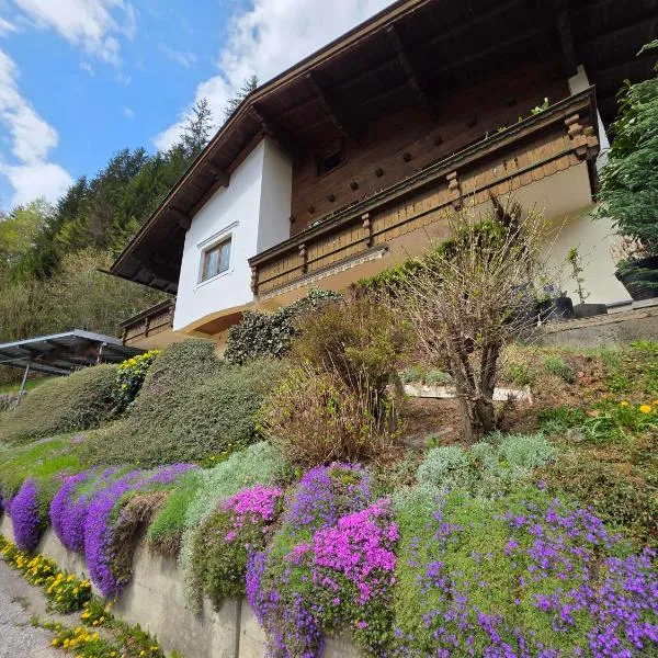 Feines Alpennest, hotel a Hopfgarten im Brixental