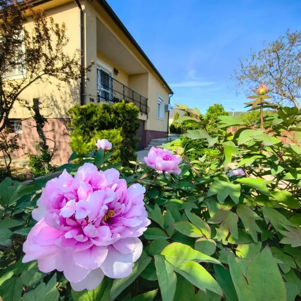 Gyöngyvirág Vendégház, hotell i Sümeg