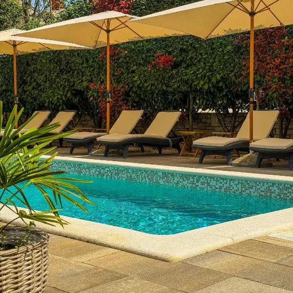 Rooms and Apartments IstraSoley – hotel w mieście Bale