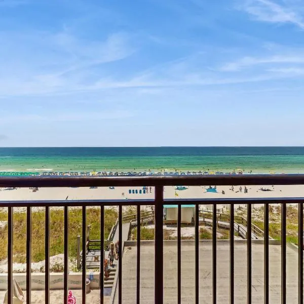 Gorgeous gulf front condo with pools hot tub and gym, hotel din Destin