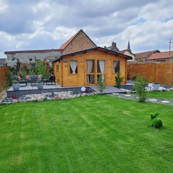 Chez IZZA Chambre au calme, hotel en Poulainville