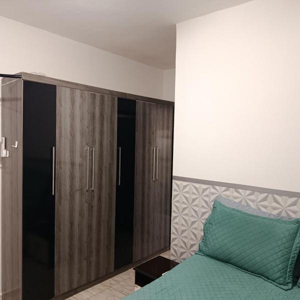 Noble House Conveniently Located, Private, and with Parking Space - Foto 2