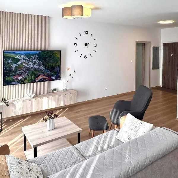 Apartmán Pohoda Trenčianske Teplice, hotel in Martinske Hole