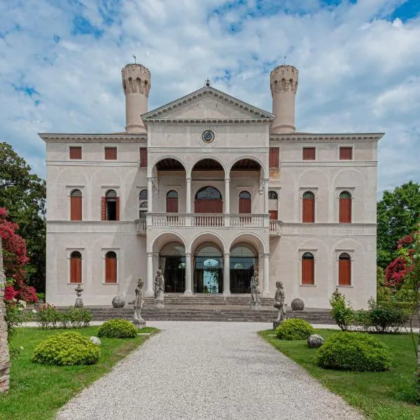 Castello di Roncade، فندق في رونكاد