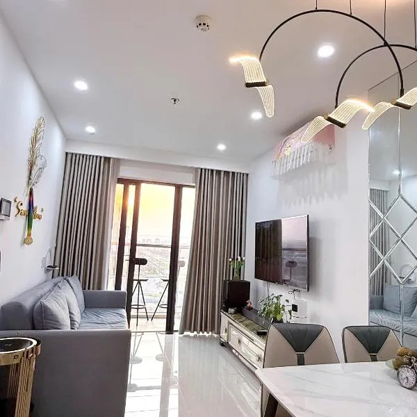 Châu Giang Luxury -Nera Garden APartment 2-3 Bedroom, FREE hồ bơi, hotel en Hue