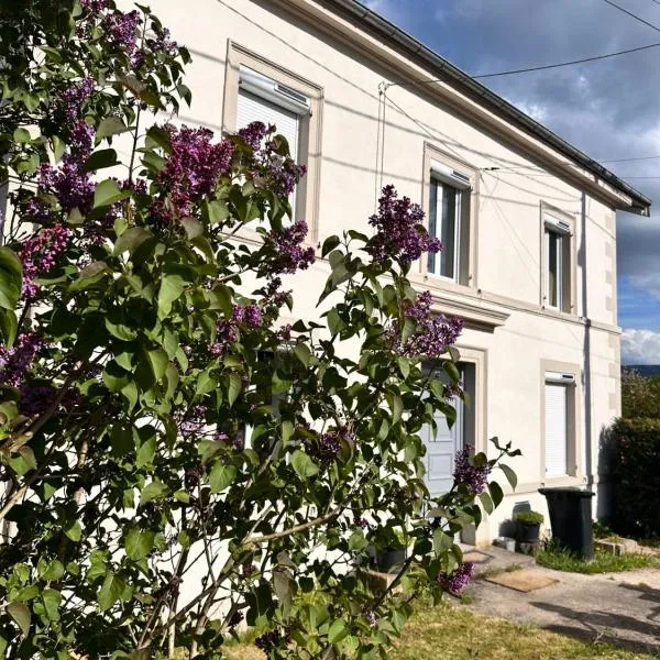 Le Milpa LXXXVIII, hotel a Brouvelieures
