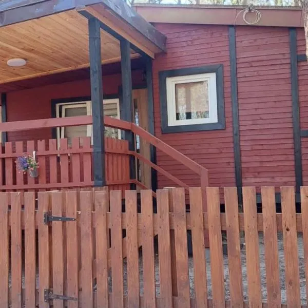 Oleandria-,, Domek Mięta", hotel en Biskupiec