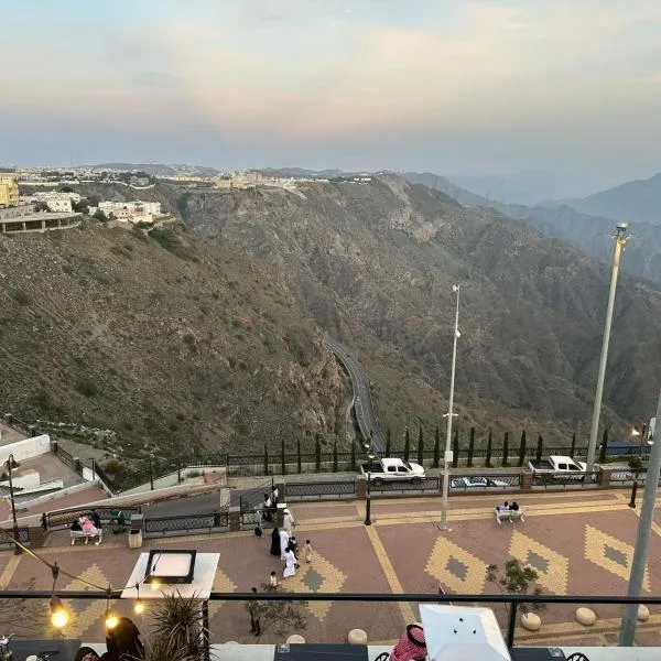 كلود فيو, hotel di Abha