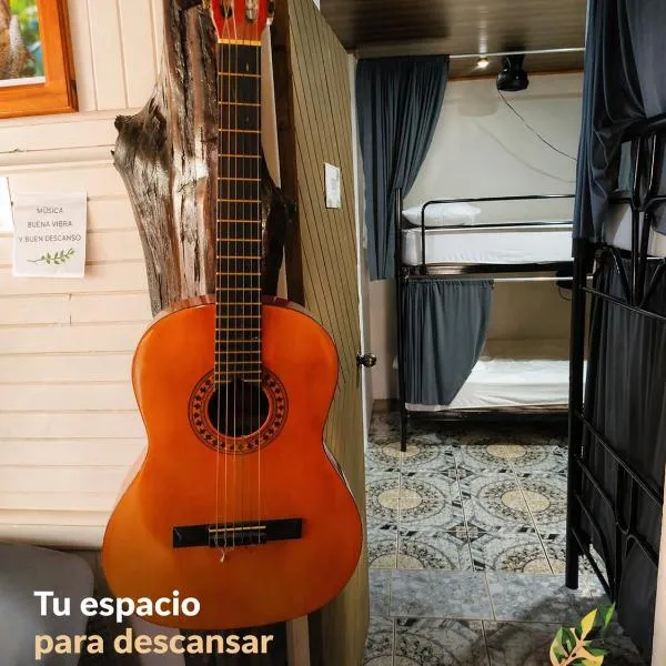 Alpha Arenal Hostel โรงแรมในฟอร์ตูนา