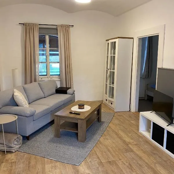 Apartmán Na Pavlači โรงแรมในVelký Třebešov