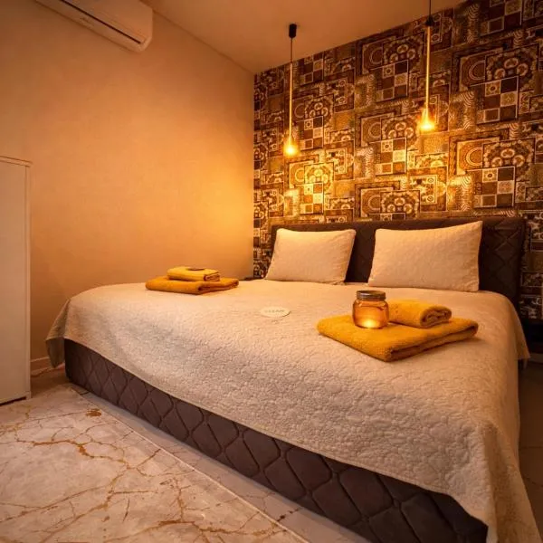 MMA Apartament with Sauna & Private Yard, khách sạn ở Martinai