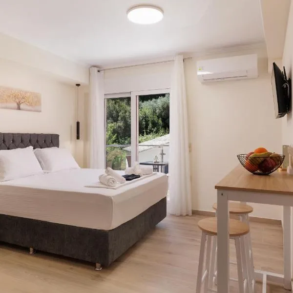 Plaka Studios 3, hotel em Benitses