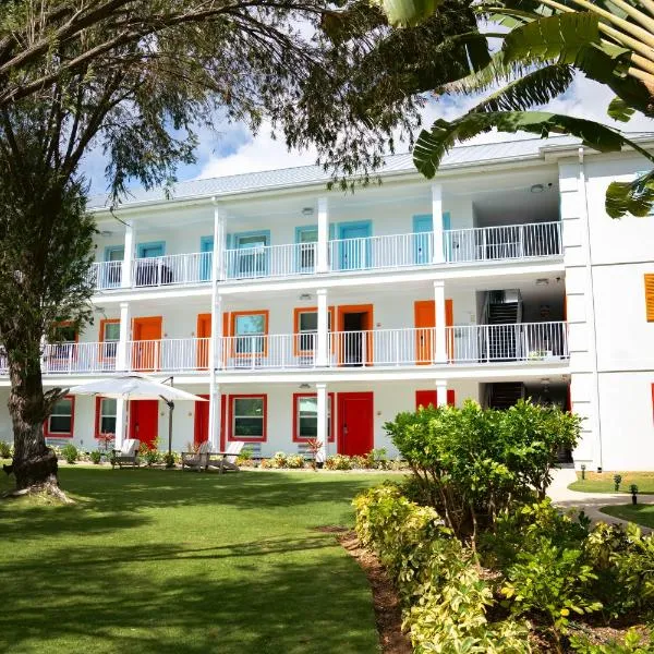 The Sunshine Hotel and Suites, hotel v mestu George Town