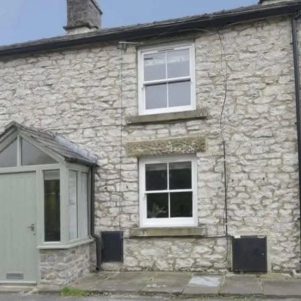 2, The Lodge, Tideswell, hotel v mestu Tideswell