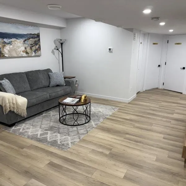 Vinash Luxury Suite, hotel u gradu Edmonton