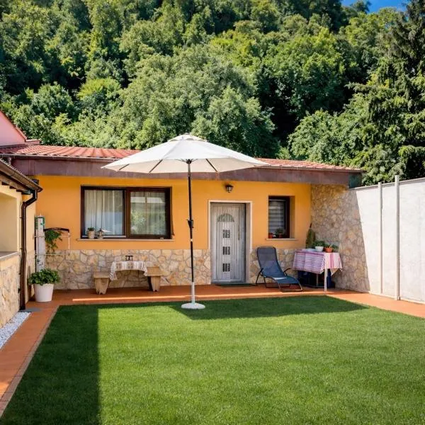 Chez Fifi, hotel v destinácii Surpierre