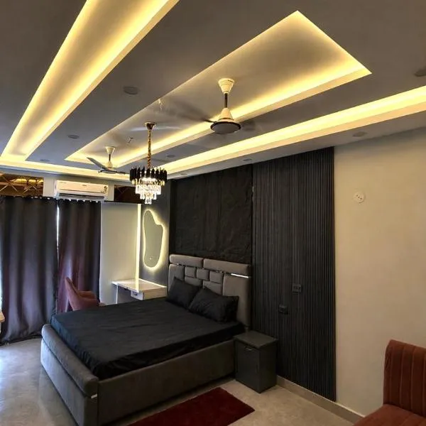 Skyline suites in Noida, hotel v destinaci Noida