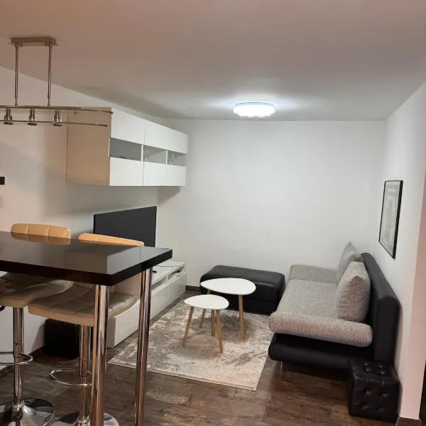 Small apartment in heart of Werfen、ヴェルフェンのホテル