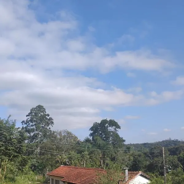 Casa térrea abraçada pela Natureza - Serra da Cantareira、マイリポランのホテル