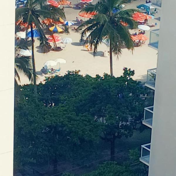 Guaruja Pé na Areia Vista para o mar a 30m praia Pitangueiras