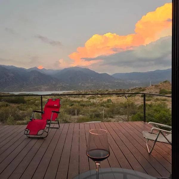 Altos Dique Potrerillos, hotell i Potrerillos