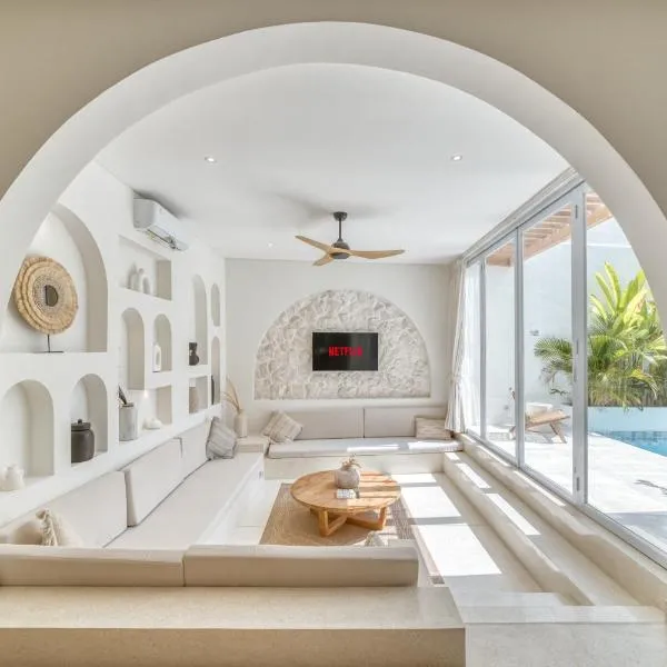 Chic 3BR Wellness Villa with Pool, Sauna & Ice Bath, hôtel à Uluwatu