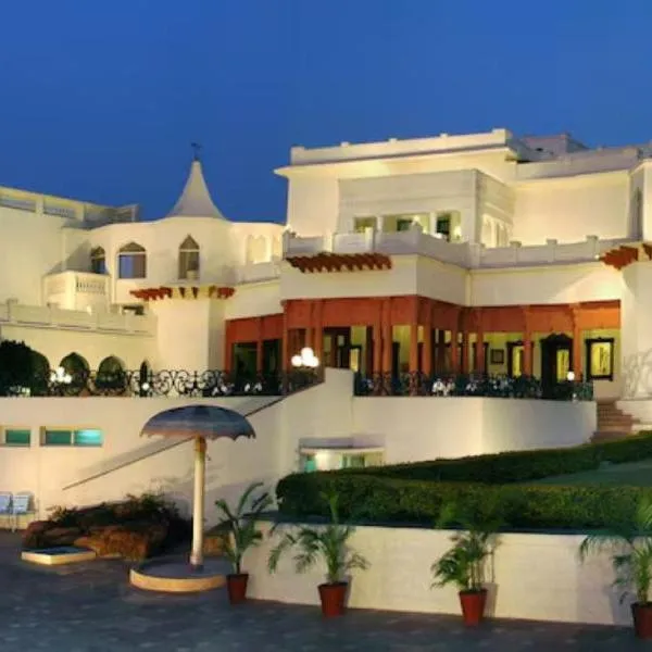 Noor-Us-Sabah Palace, khách sạn ở Bhopal
