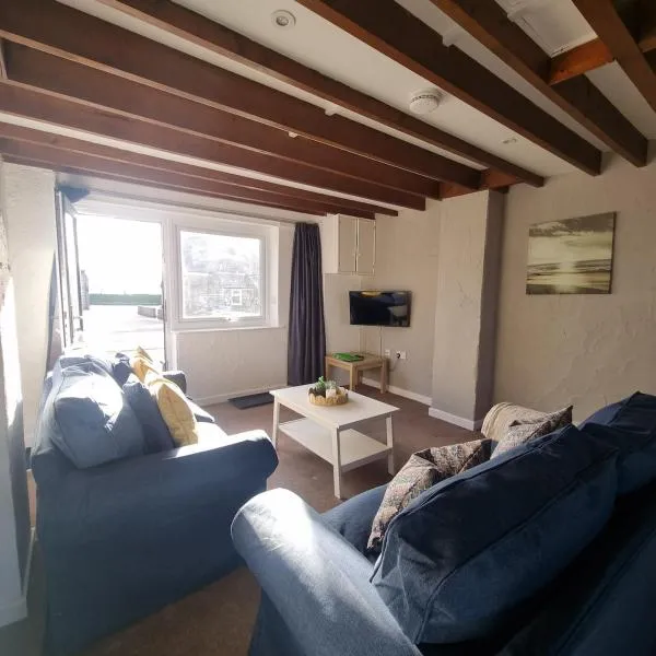 Fadrun Cottage, khách sạn ở Llangian