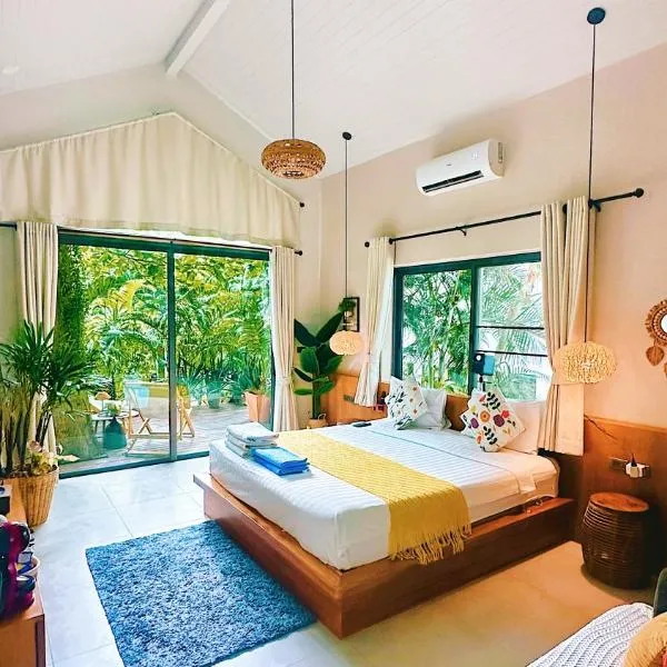 Salad Beach Guest House, hotel u gradu Ko Pangan