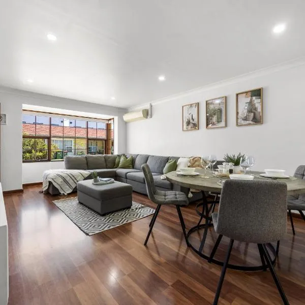 Tranquil Suite - Modern Comfort between CBD & Beach, hotel sa Thebarton