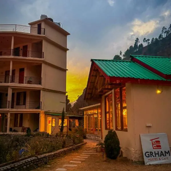 Grham Hostel & Cafe Kasol, Katagla، فندق في كاسول