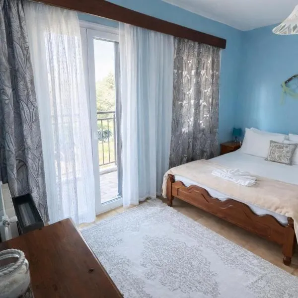 Asterias: Koronisía şehrinde bir otel