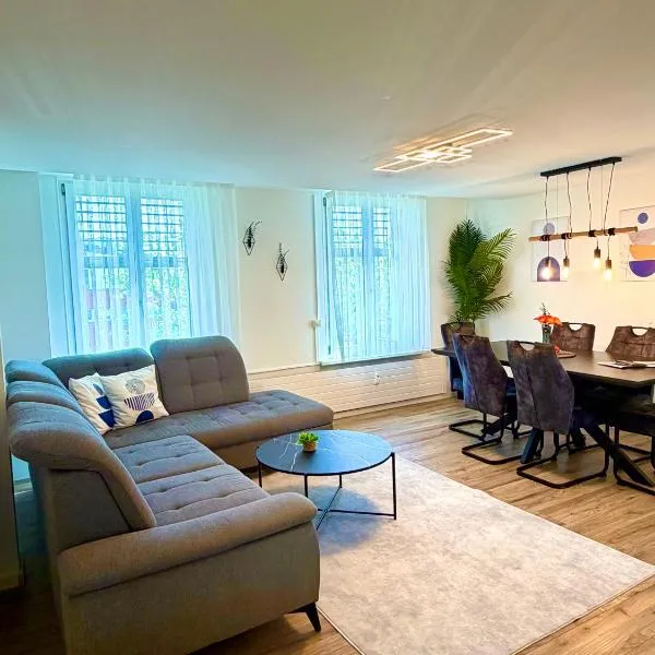 Luxuswohnung in Bodensee, im Radweg mit Parkplatz, Hotel in Romanshorn