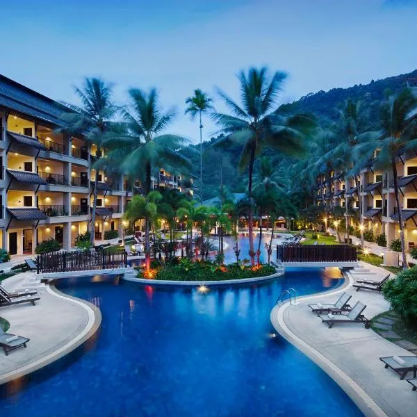 Radisson Resort and Suites Phuket、カマラビーチのホテル