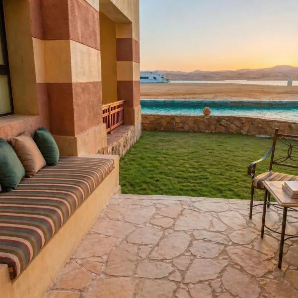 Marsa Alam Marina Studio in Port Ghalib with Pool and Beach, hotel v destinaci Marsa Alam