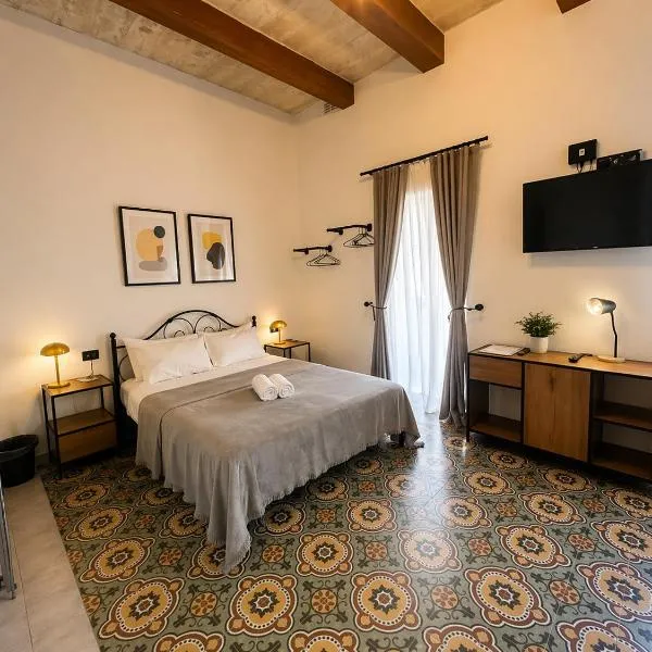 Ivy - Paola Modern Townhouse, hotel em Paola
