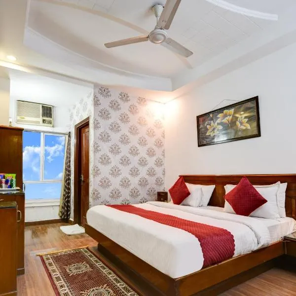 Hotel Chanchal Deluxe - A Unit of Chanchal Group of Hotels, hotel di Delhi