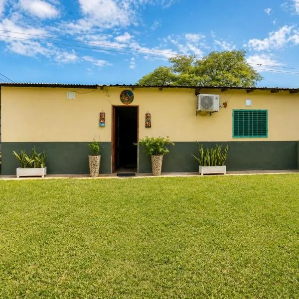 Ulises House - Casa Privada con Jardín a Minutos del Aeropuerto, хотел в Luque