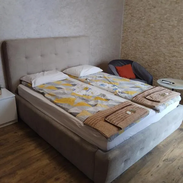 Apartment Moni 3, hotel a Veliko Tŭrnovo