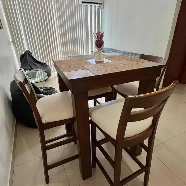 Apartamento Aeropuerto Maiquetia en Planta Baja, מלון בCatia La Mar