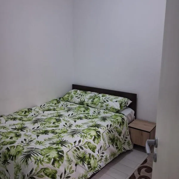 Apartment In Militari Bucharest 1, hotel v destinaci Dudu