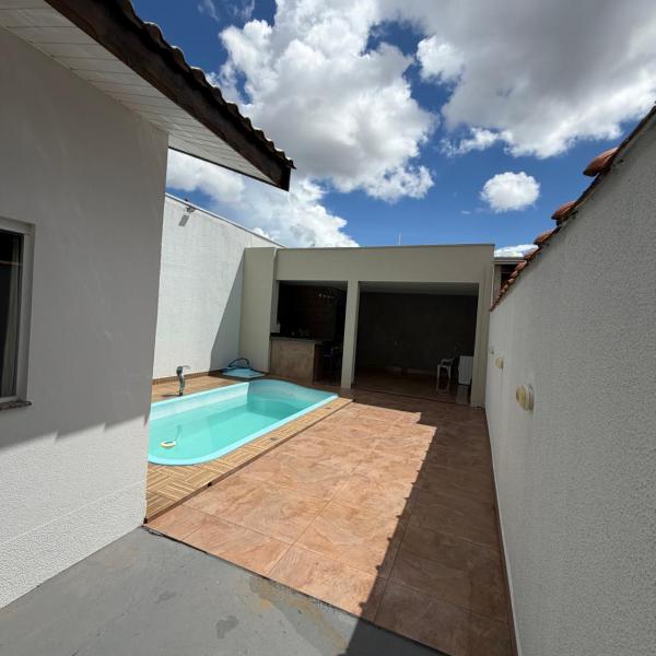 Casa com Piscina Próximo ao Hospital Santo Antônio - Foto 4