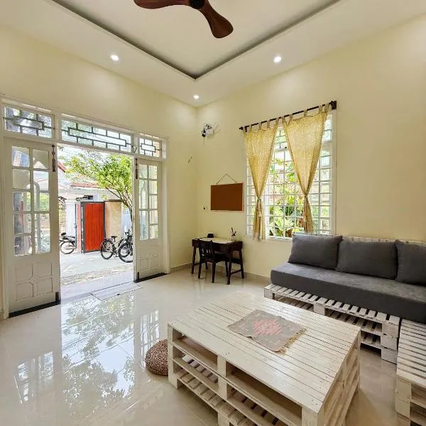Nhà MM2, hotel sa Danang