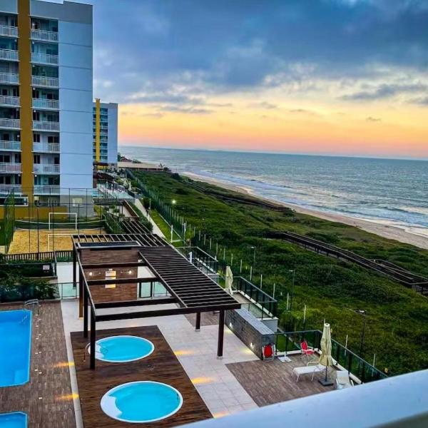 Apartamento Luxo Pé na areia Home Club com Piscina aquecida, sala de jogos, quadra poliesportiva, brinquedoteca