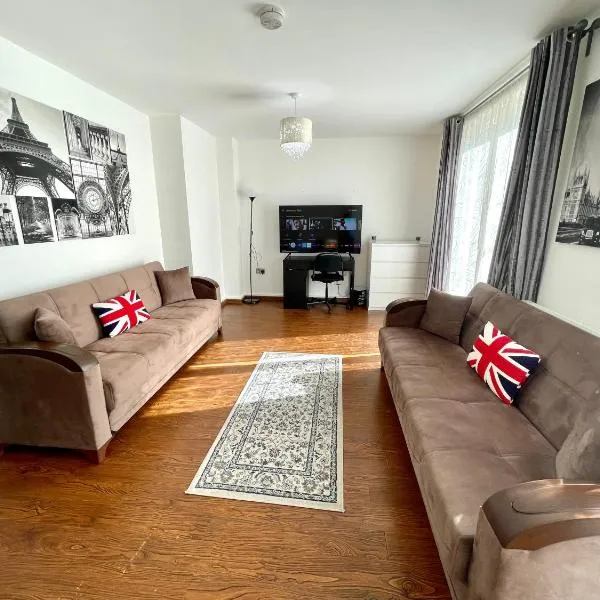 Modern 3BR House, Near Olympic ParK, ABBA & Westfield, Parking, hotel in London