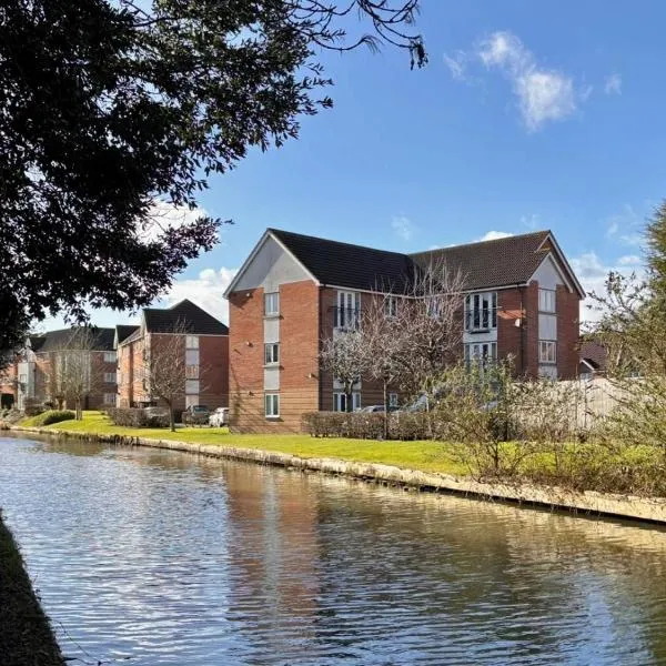 2 Bedroom Apartment โรงแรมในExhall