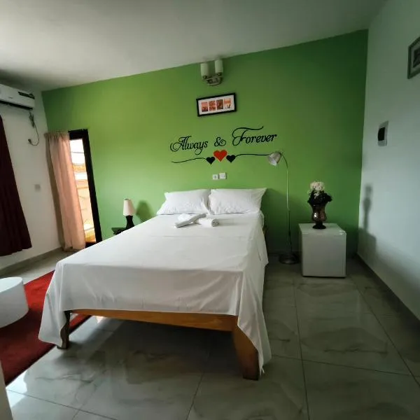 O'soho GarDens BingerVille: Bingerville şehrinde bir otel
